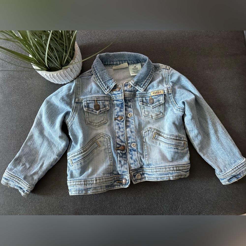 VINTAGE LEVI Light Wash Denim Jacket